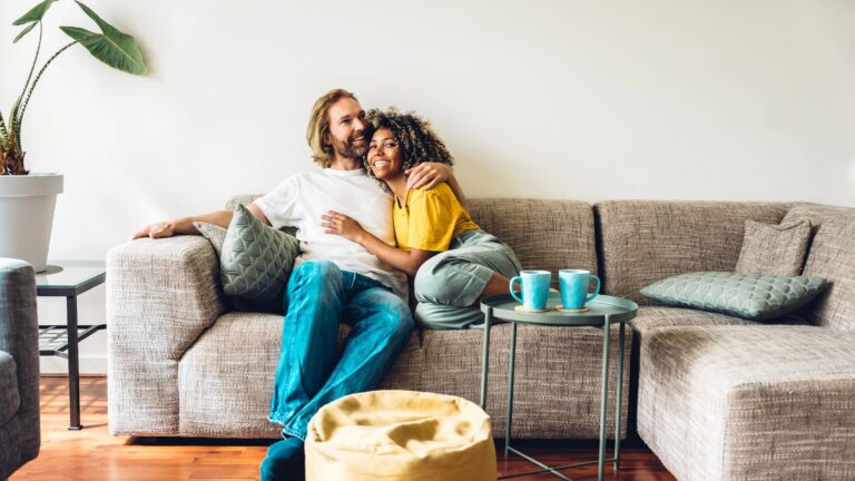 renting-a-house-vs-apartment